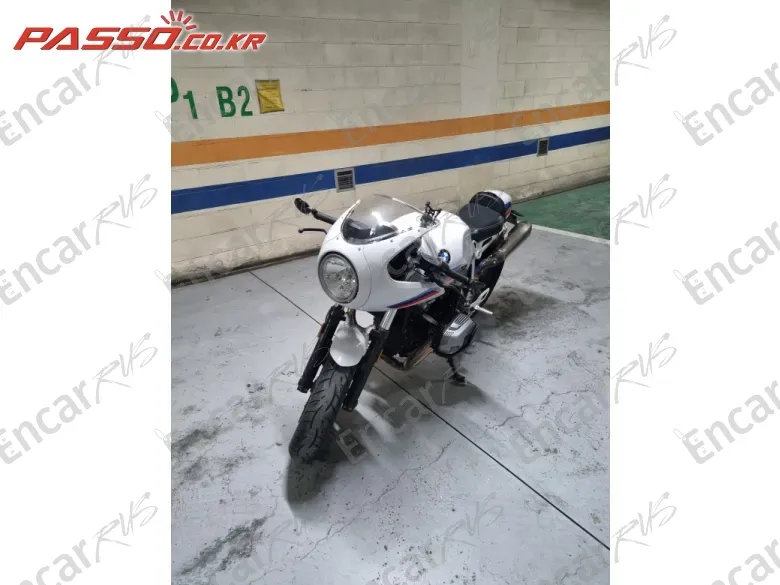 Bmw R Nine T Racer - фото 3