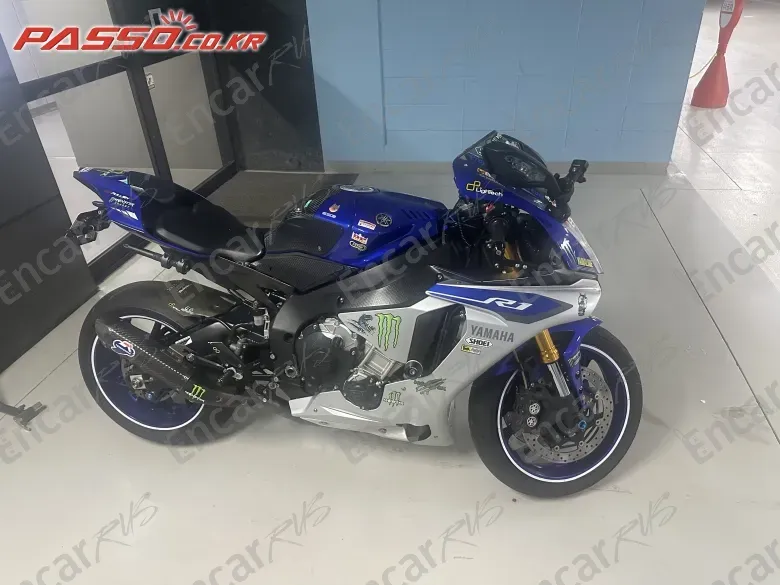 Yamaha Yzf R1 - фото 0