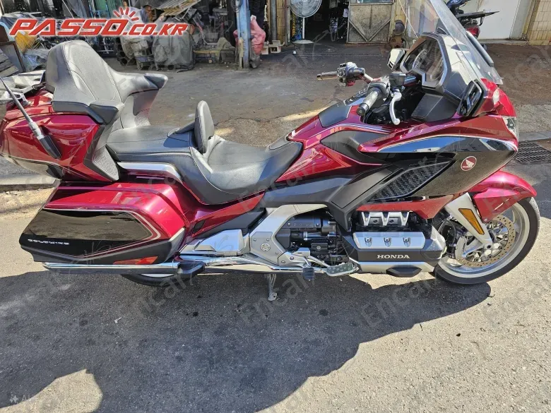 HONDA GOLDWING 1800 - фото 0