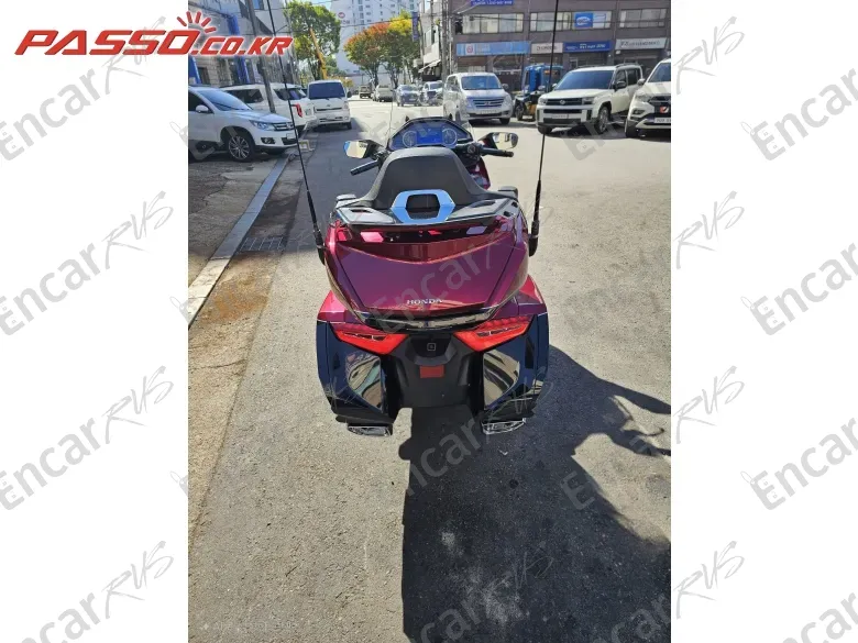 HONDA GOLDWING 1800 - фото 2