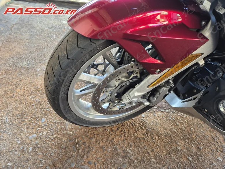 HONDA GOLDWING 1800 - фото 5