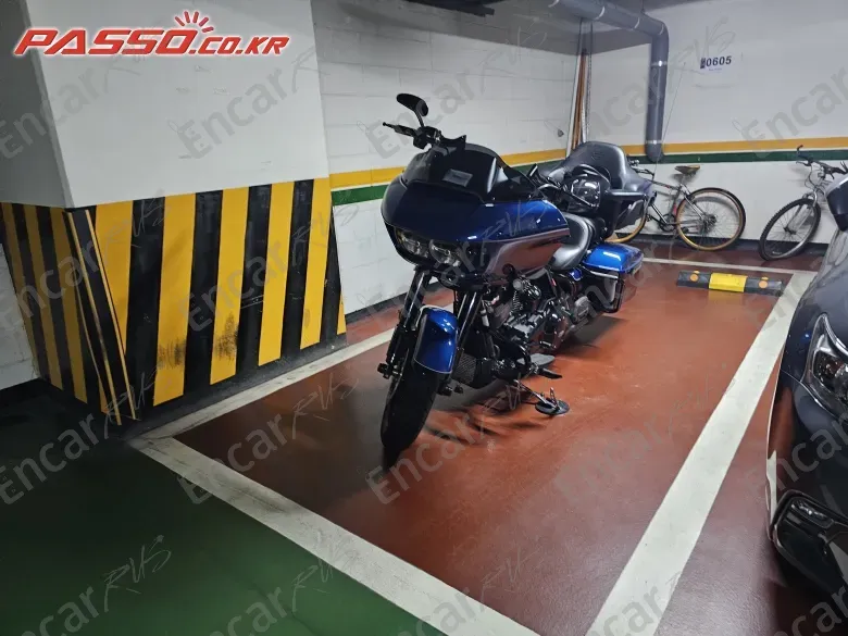 HARLEY-DAVIDSON ROAD GLIDE SPECIAL - фото 1