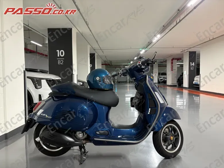 Vespa Gts 300 Super Tech - фото 0