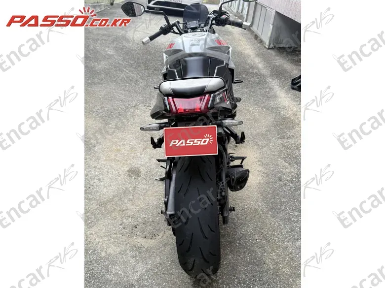 Suzuki Katana Gsx S 1000 - фото 2