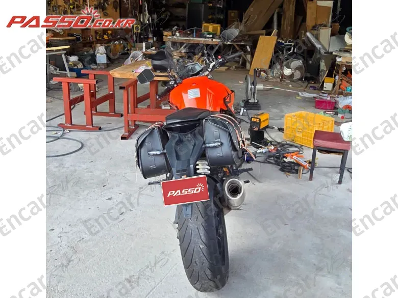 Ktm 1290 Super Duke R - фото 2