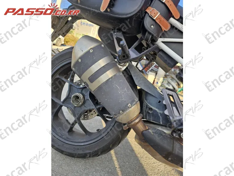 Ktm 1290 Super Duke R - фото 6