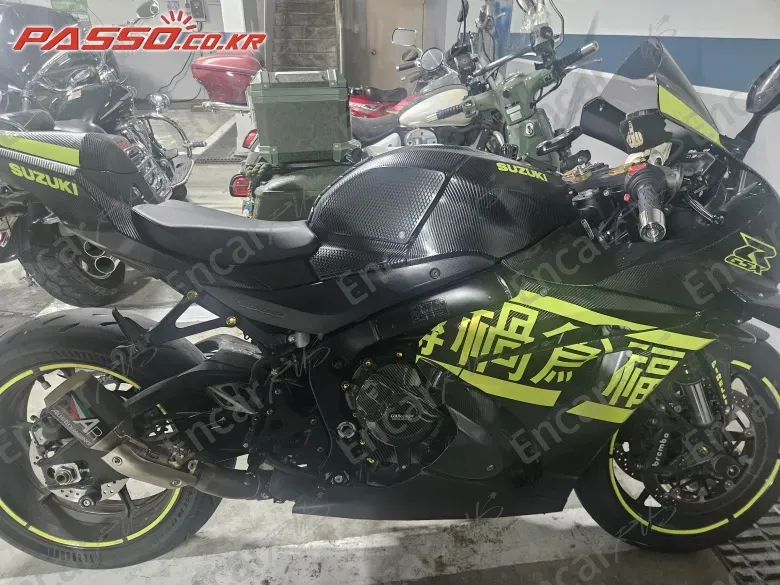 Suzuki Gsx R 1000 - фото 0