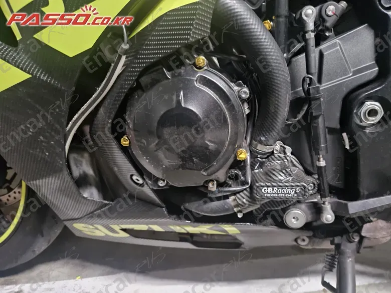Suzuki Gsx R 1000 - фото 4