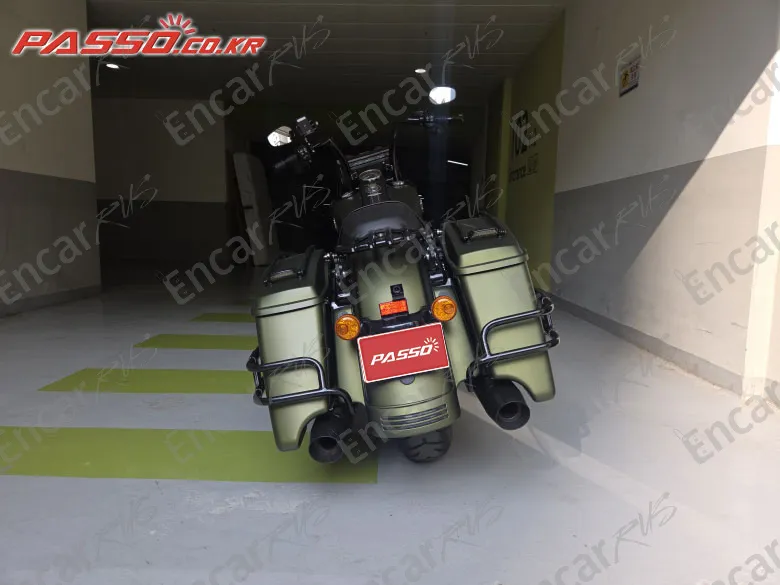 HARLEY-DAVIDSON ROAD KING SPECIAL - фото 2