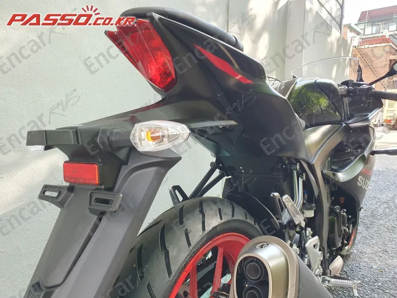 Suzuki Gsx R 125 Abs - фото 2