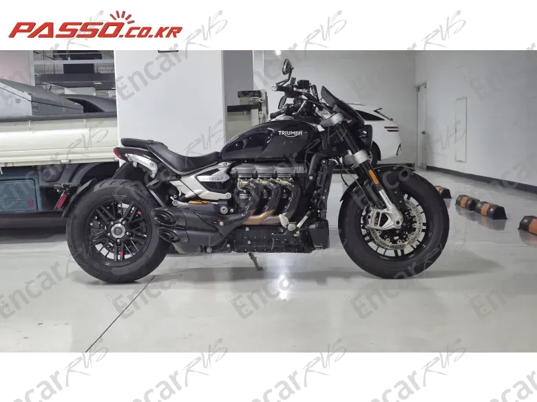 Triumph Rocket Ⅲ R - фото 0