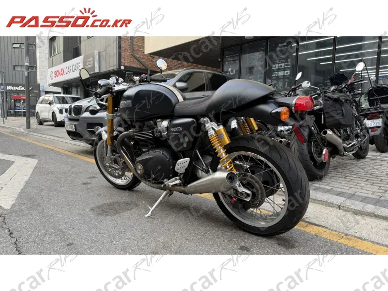 Triumph Thruxton R - фото 2