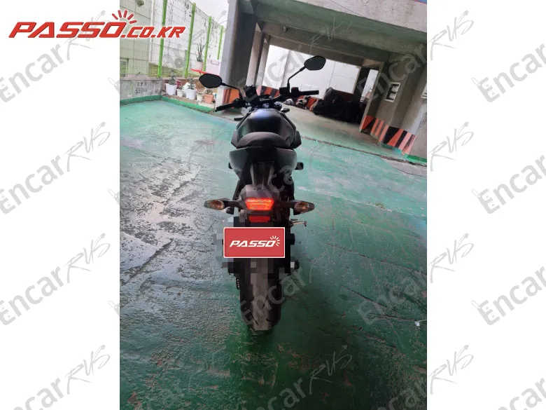 Suzuki Gsx 8 S - фото 2
