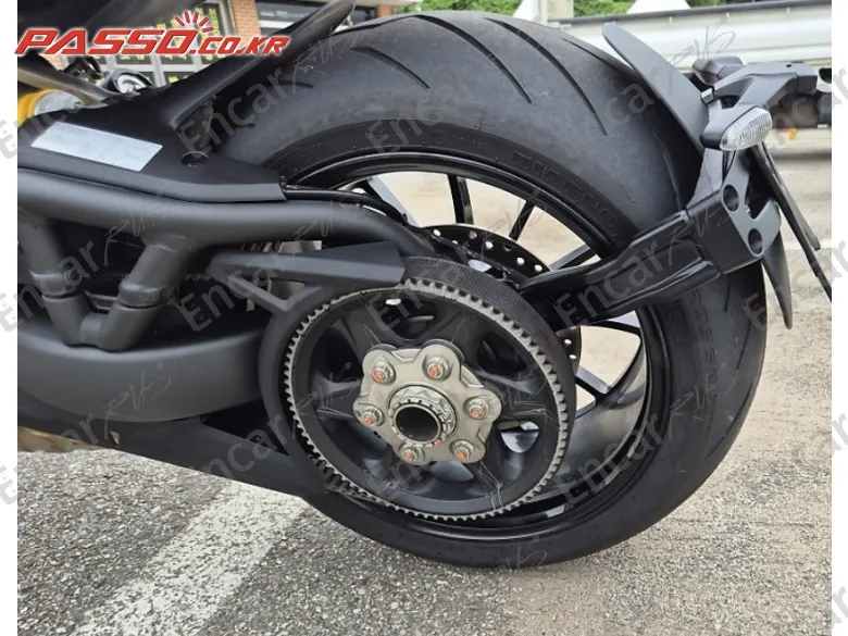 Ducati X Diavel Black Star - фото 4