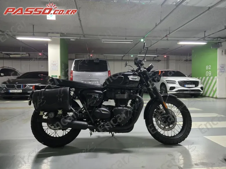 Triumph Bonneville T100 - фото 0