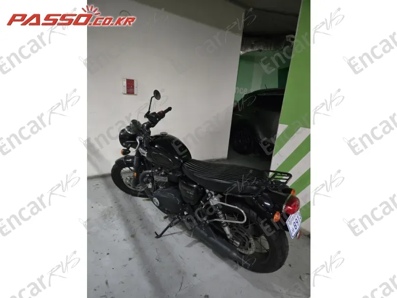 Triumph Bonneville T100 - фото 3