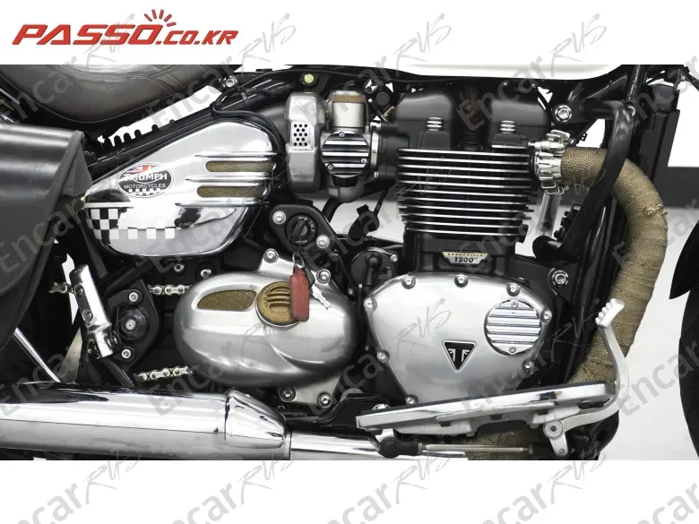 TRIUMPH SPEEDMASTER - фото 4