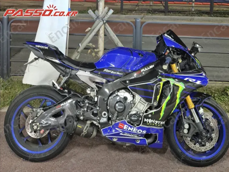 Yamaha Yzf R1 - фото 0