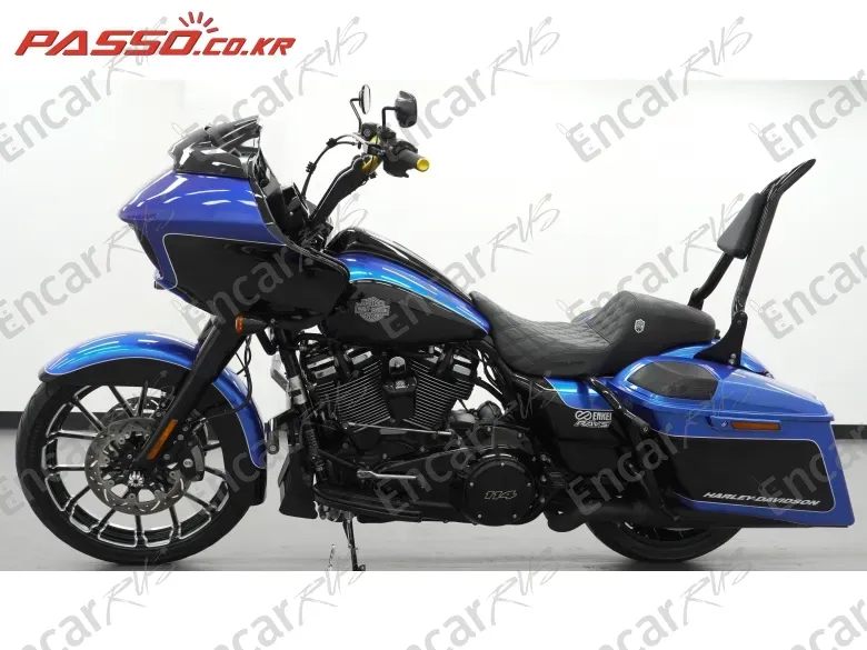 HARLEY-DAVIDSON ROAD GLIDE SPECIAL - фото 1