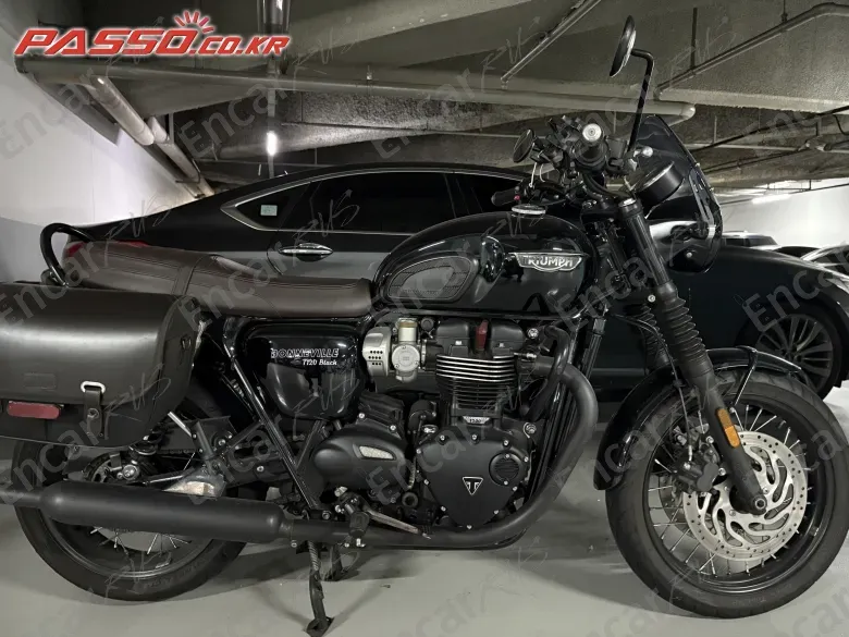 TRIUMPH BONNEVILLE T120 BLACK - фото 0