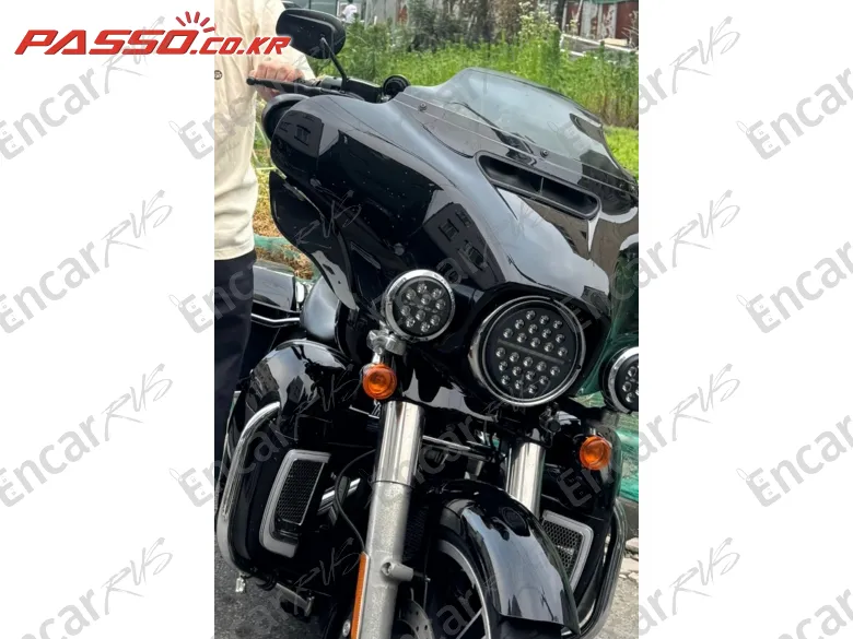 HARLEY-DAVIDSON FLHX - фото 4