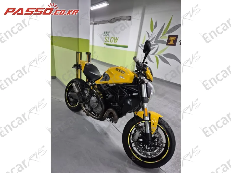 Ducati Monster 821 - фото 4