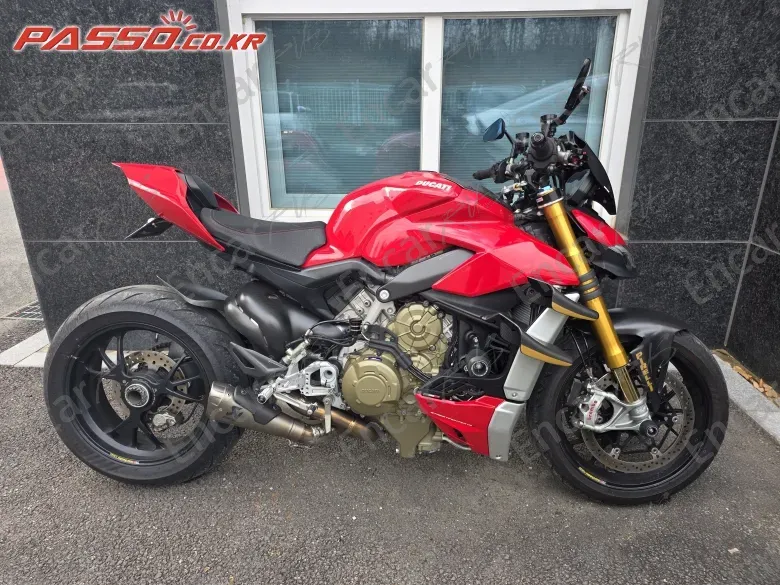 Ducati Streetfighter V4 S - фото 0