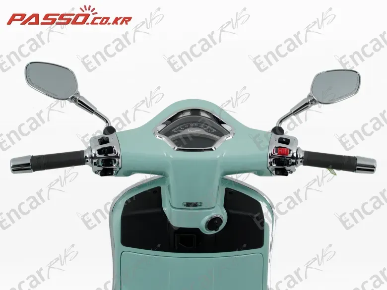 Vespa Gts 300 Classic - фото 3
