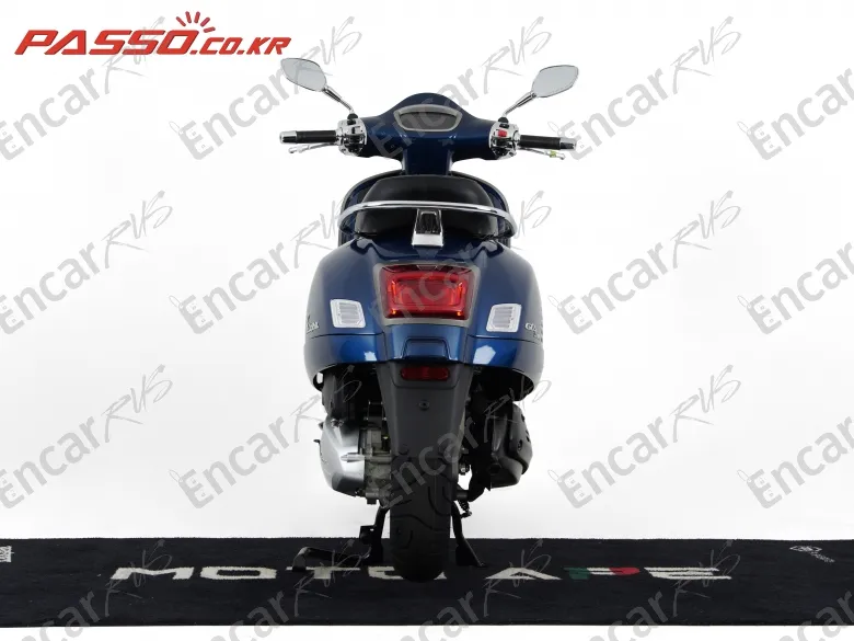 Vespa Gts 300 Super Tech - фото 2