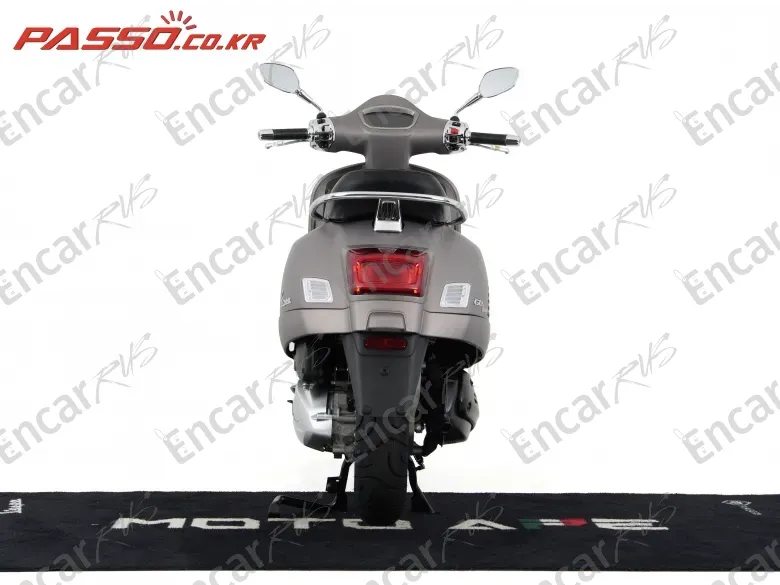 Vespa Gts 300 Super Tech - фото 2