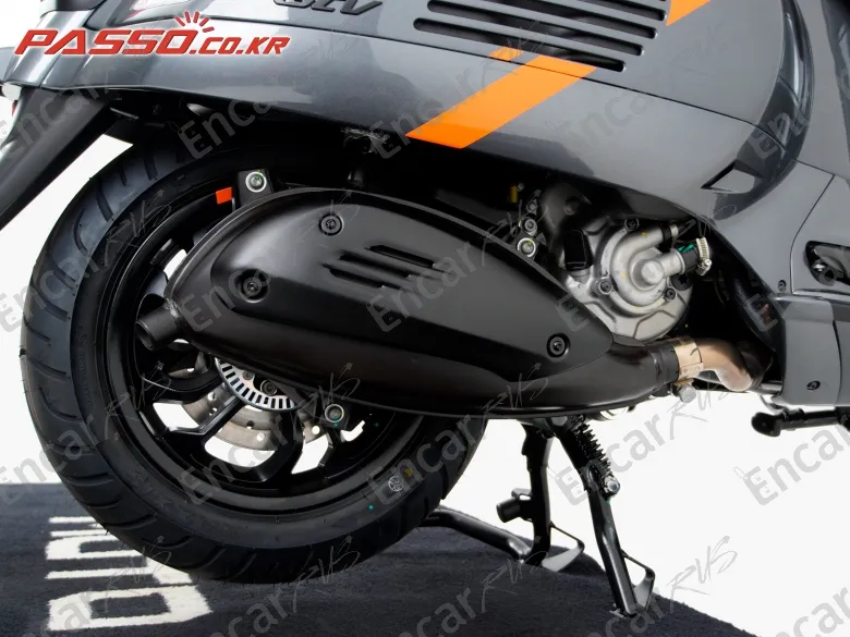 Vespa Gtv 300 - фото 6