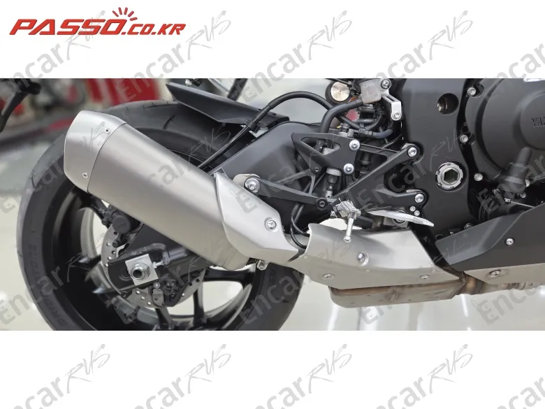 Yamaha Yzf R1 - фото 6