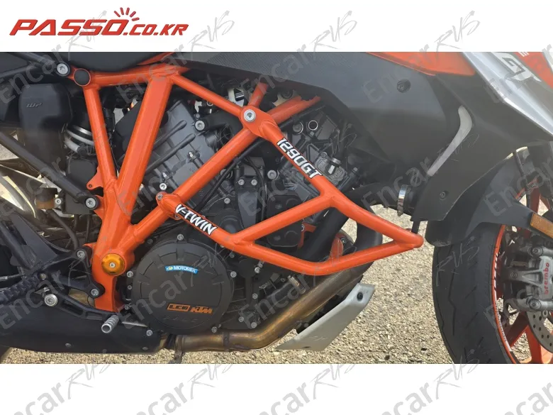 Ktm 1290 Super Duke Gt - фото 4