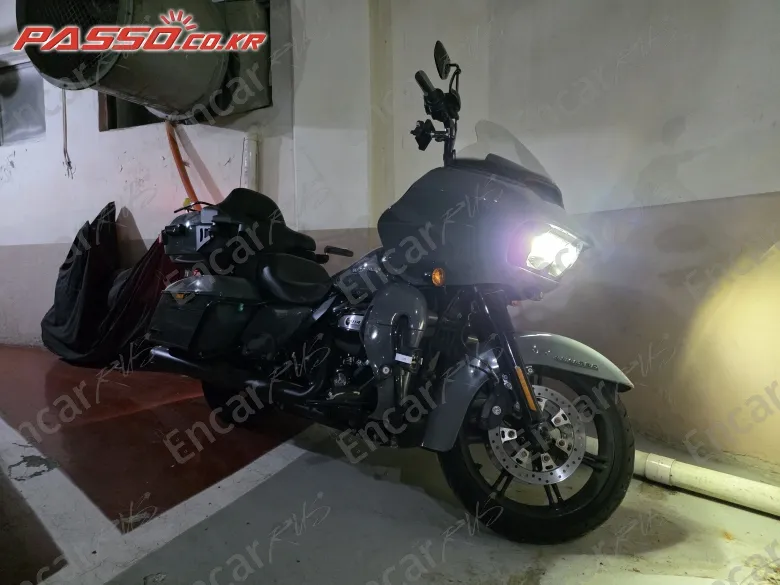 Harley-Davidson Road Glide Limited - фото 1