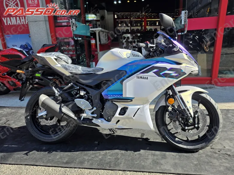 YAMAHA YZF R3 - фото 0