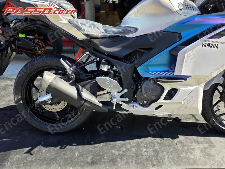 YAMAHA YZF R3 - фото 6