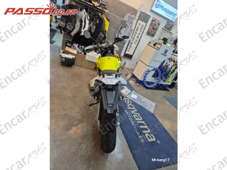 Husqvarna 701 Supermoto - фото 2