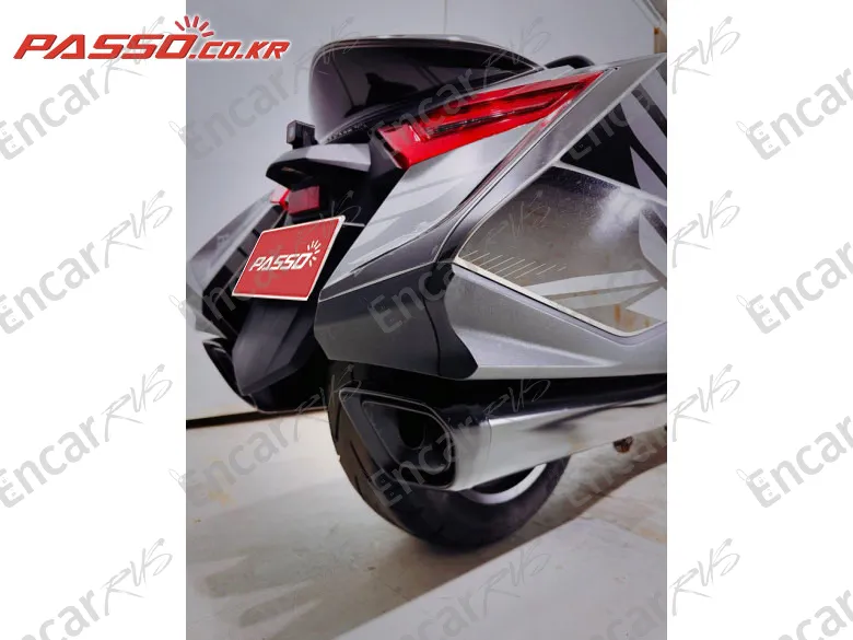 Honda Goldwing Mt - фото 6