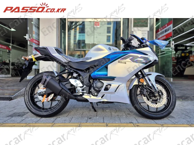 YAMAHA YZF R3 - фото 0