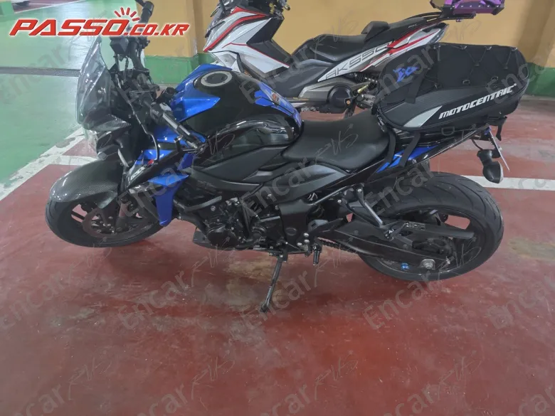 Suzuki Gsx S 750 - фото 1
