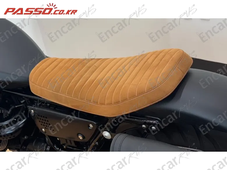 Moto Guzzi V9 Bobber - фото 5