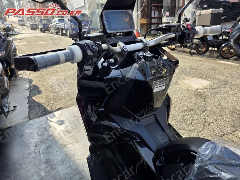 HONDA X ADV - фото 3