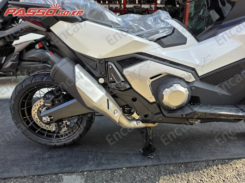 HONDA X ADV - фото 6