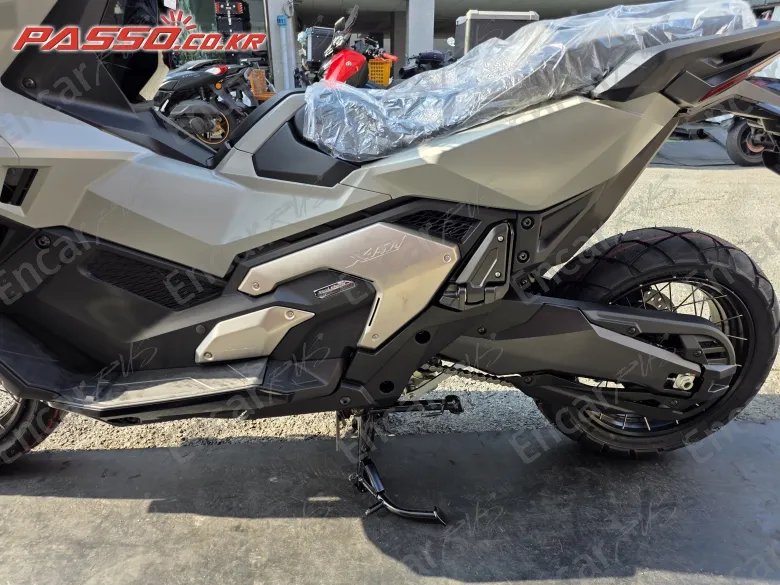 HONDA X ADV - фото 4