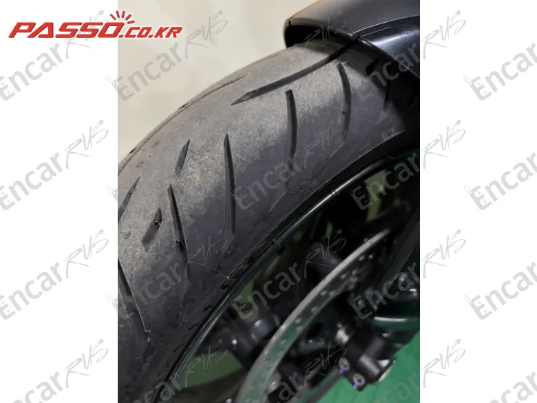 Triumph Trident 660 - фото 4