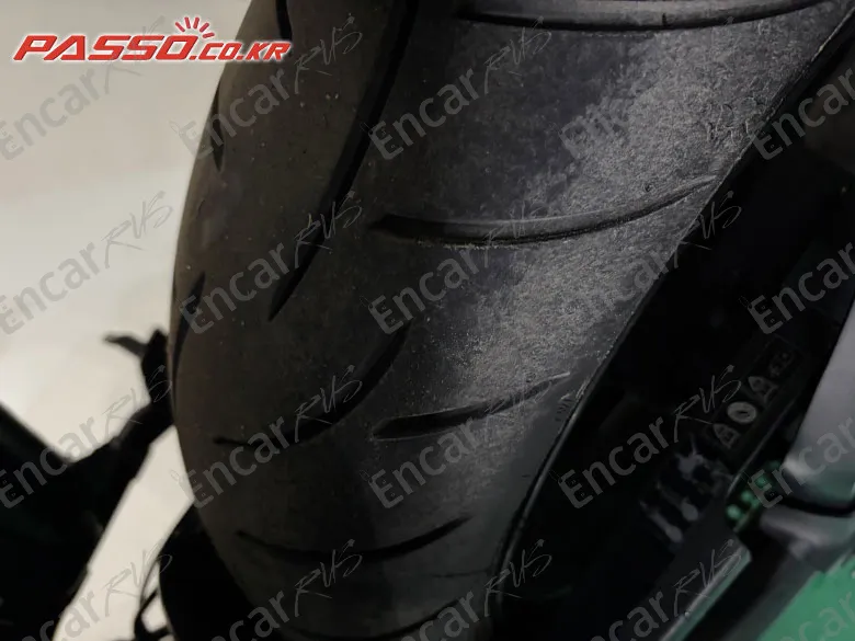 Triumph Trident 660 - фото 5