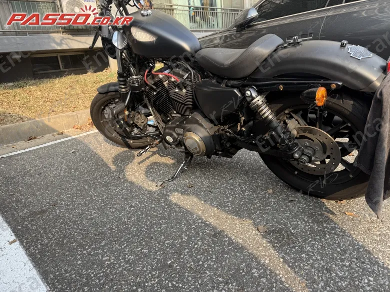 Harley-Davidson Xl 883 - фото 1