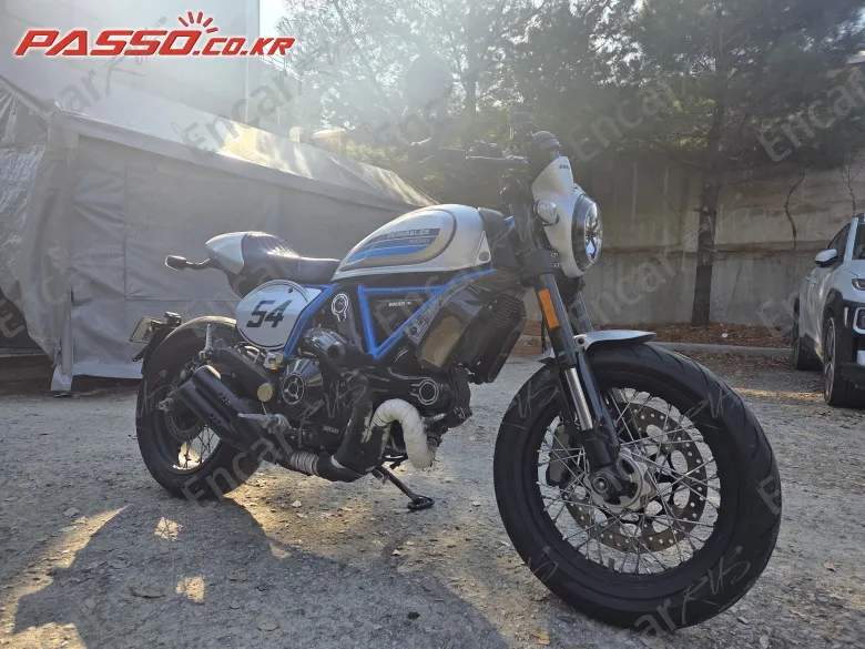 Ducati Scrambler Cafe Racer - фото 0