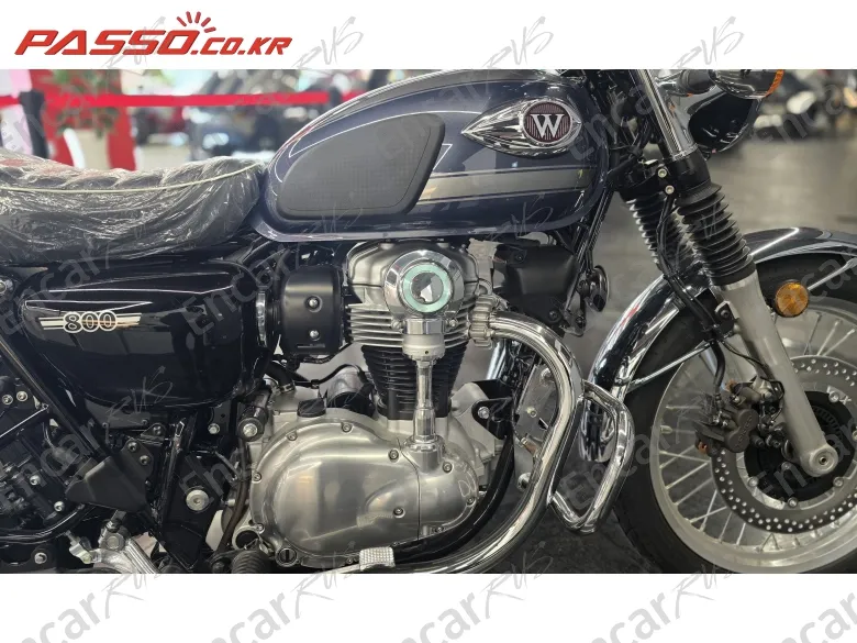 KAWASAKI W 800 - фото 4