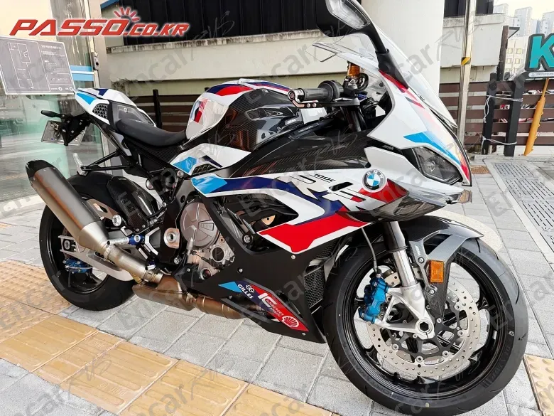 Bmw M 1000 Rr - фото 0